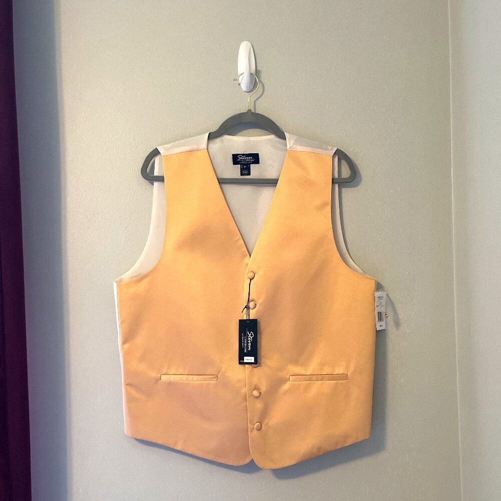 Butter Yellow Steven Land Vest - Size M - NWT